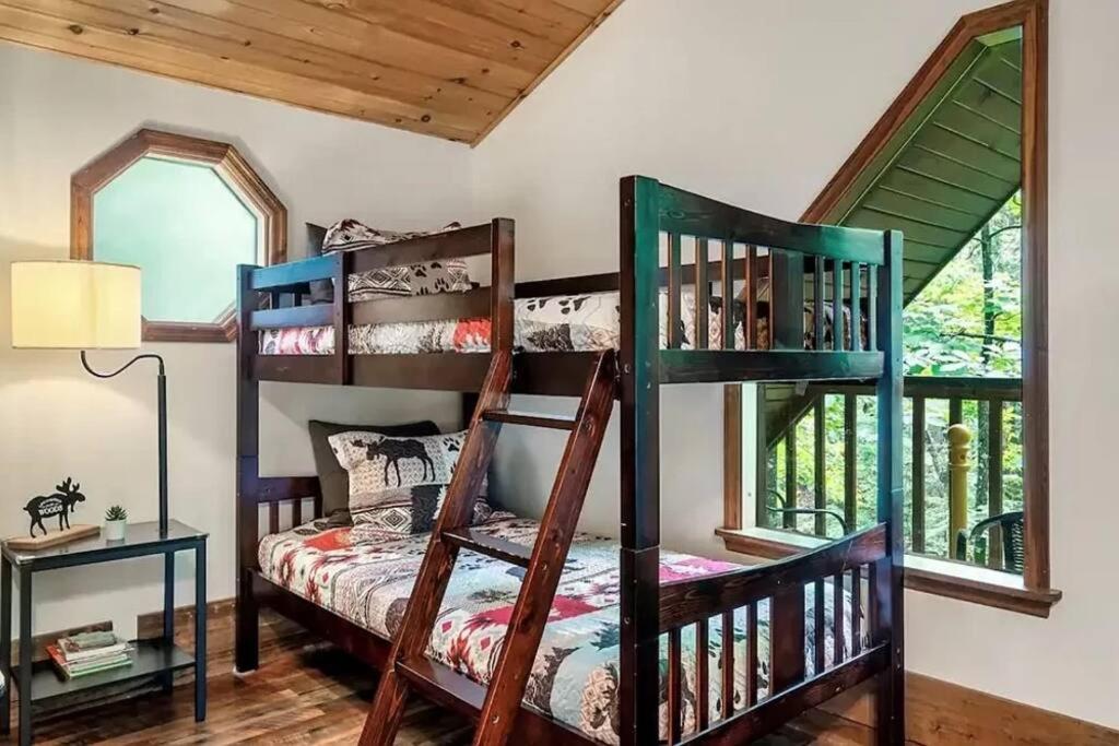 Villa Beary Peaceful Smokies Retreat: Hot-Tub & Pools Pigeon Forge Exterior foto